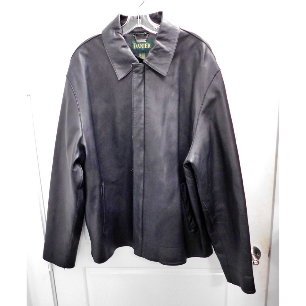 Danier Leather‎ Canada Men's M Black Mid Leg Snap and Zippered Leather Coat